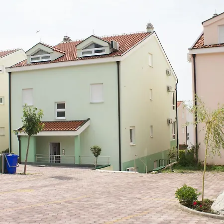 Paula Apartment *